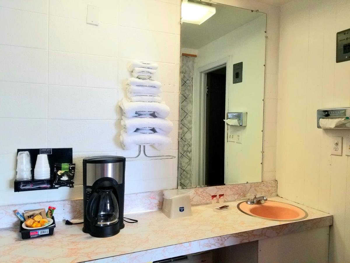 Town House Motor Inn Worland Esterno foto